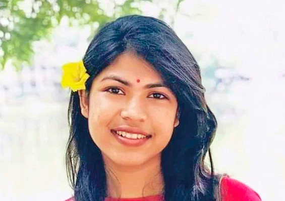 সাক্ষাৎকার: নাজিফা জান্নাত, বৈষম্যবিরোধী ছাত্র আন্দোলনের ইস্ট ওয়েস্ট ইউনিভার্সিটি শাখার সমন্বয়ক | পাবলিক প্রাইভেট ভেদাভেদ ভুলে আমরা এক হতে পারি