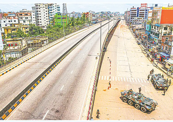 আলতাফ পারভেজ | ‘অচেনা শহরে’, পাবলিক বাসে, কারফিউর আগে-পরে